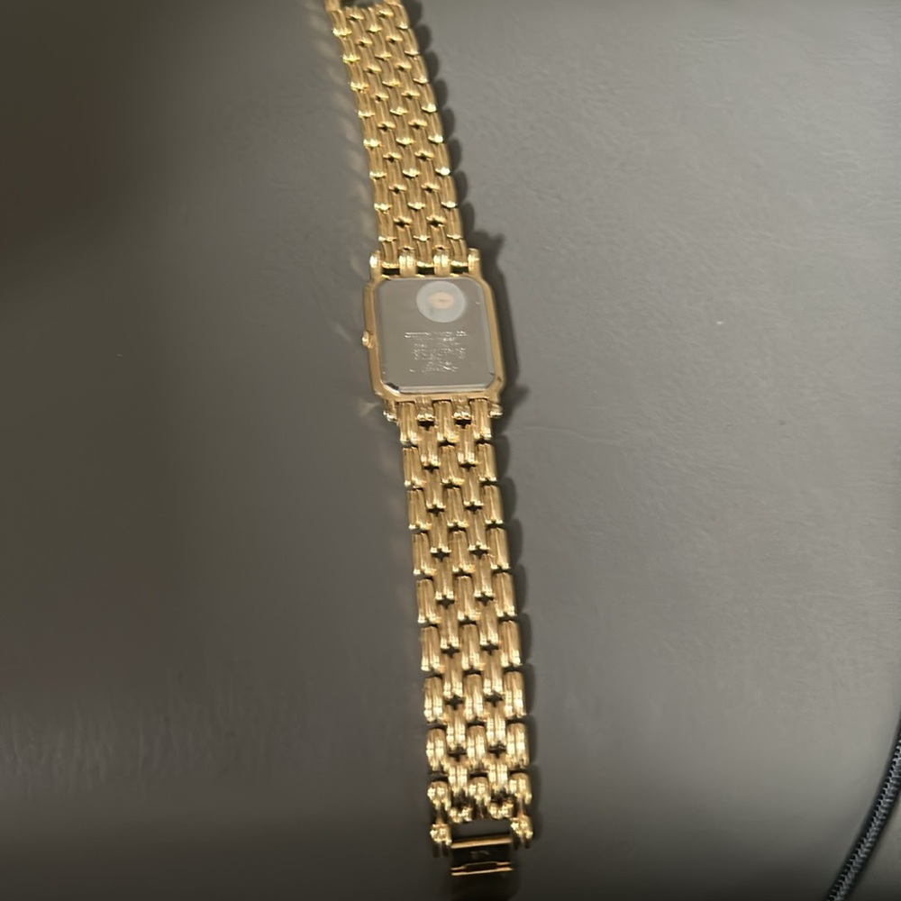 Pre-owned Vintage Citizen Elegance Gold Timepiece with Dark Face - Picture 4 of 4